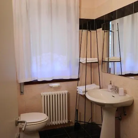 Vista Lago Apartment