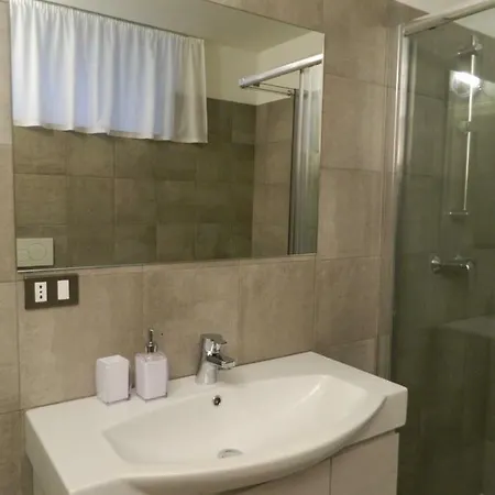 Vista Lago Apartment *