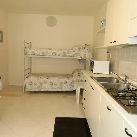 Vista Lago Apartment *